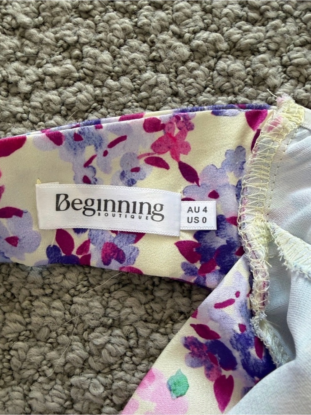 Beginning Boutique Genevieve Top - Picture 4 of 5